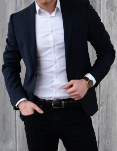 Escort-Mann und Fitnessmodel Chris aus Nürnberg ist von Frauen als männlicher Begleiter buchbar für ein Private Date, Dinner Date oder Action Date.